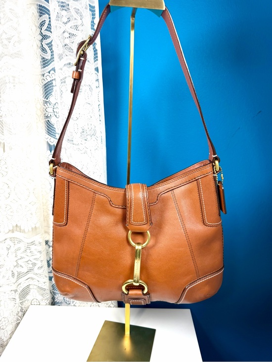 Coach Handbags - Coach Hamptons Hobo Bag 9.5 in L top, 9.5 in H, & 10.5 L bottom